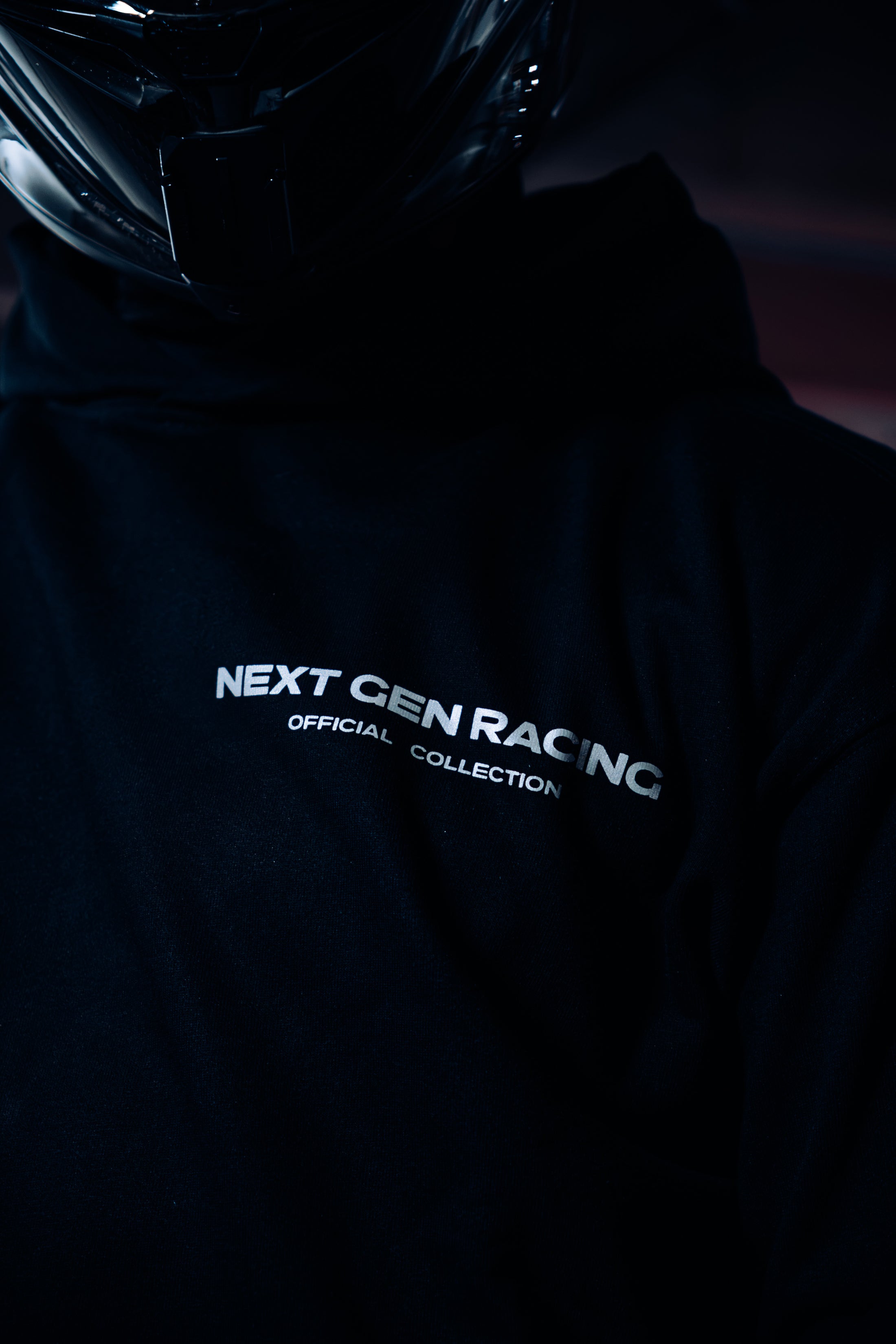 "CATCH UP" REFLECTIVE HOODIE (BLACK)