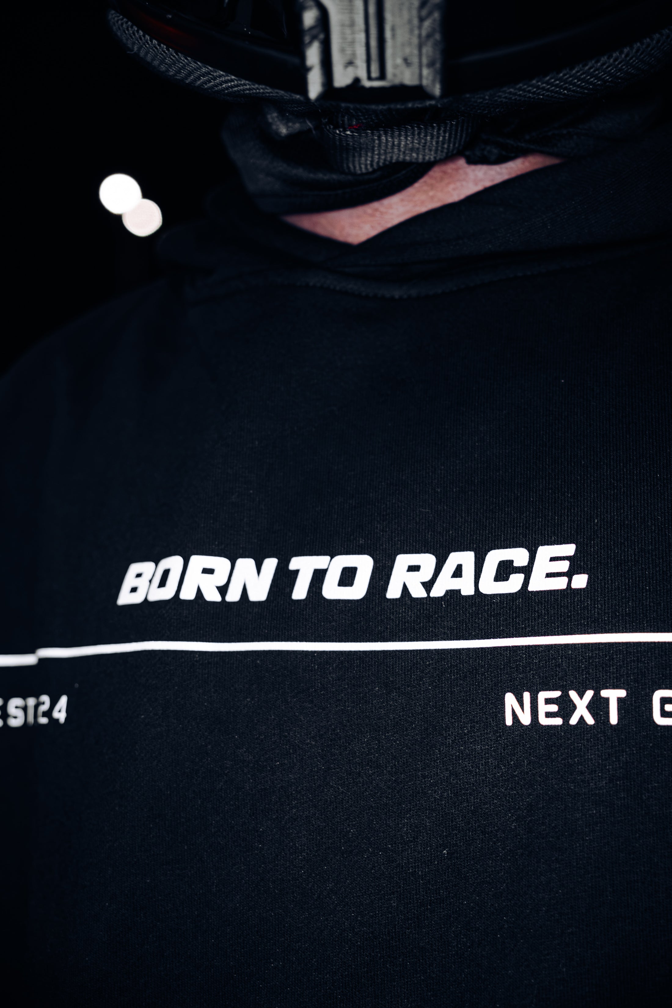 REFLECTIVE LOGO HOODIE