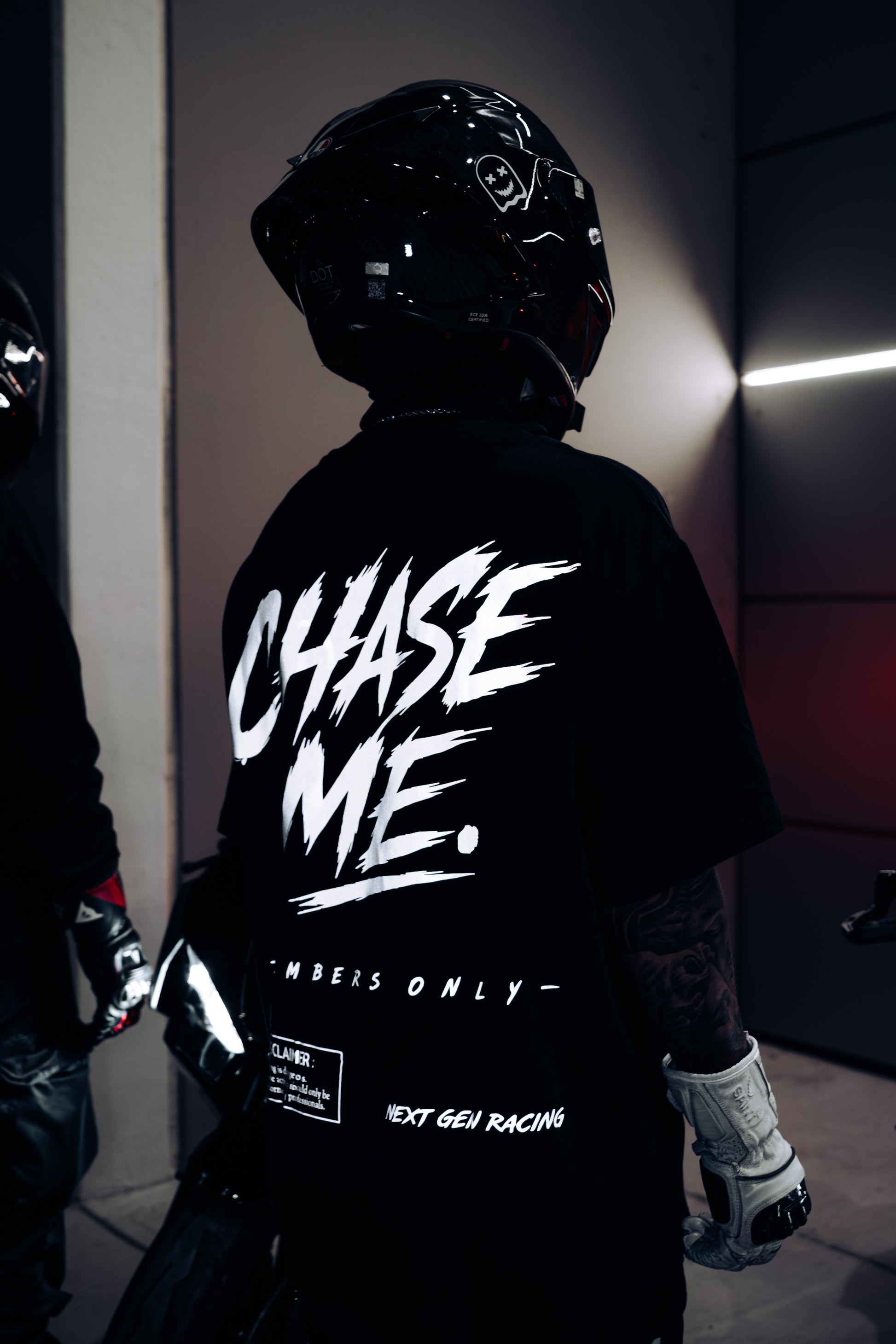 "CHASE ME" REFLECTIVE TEE