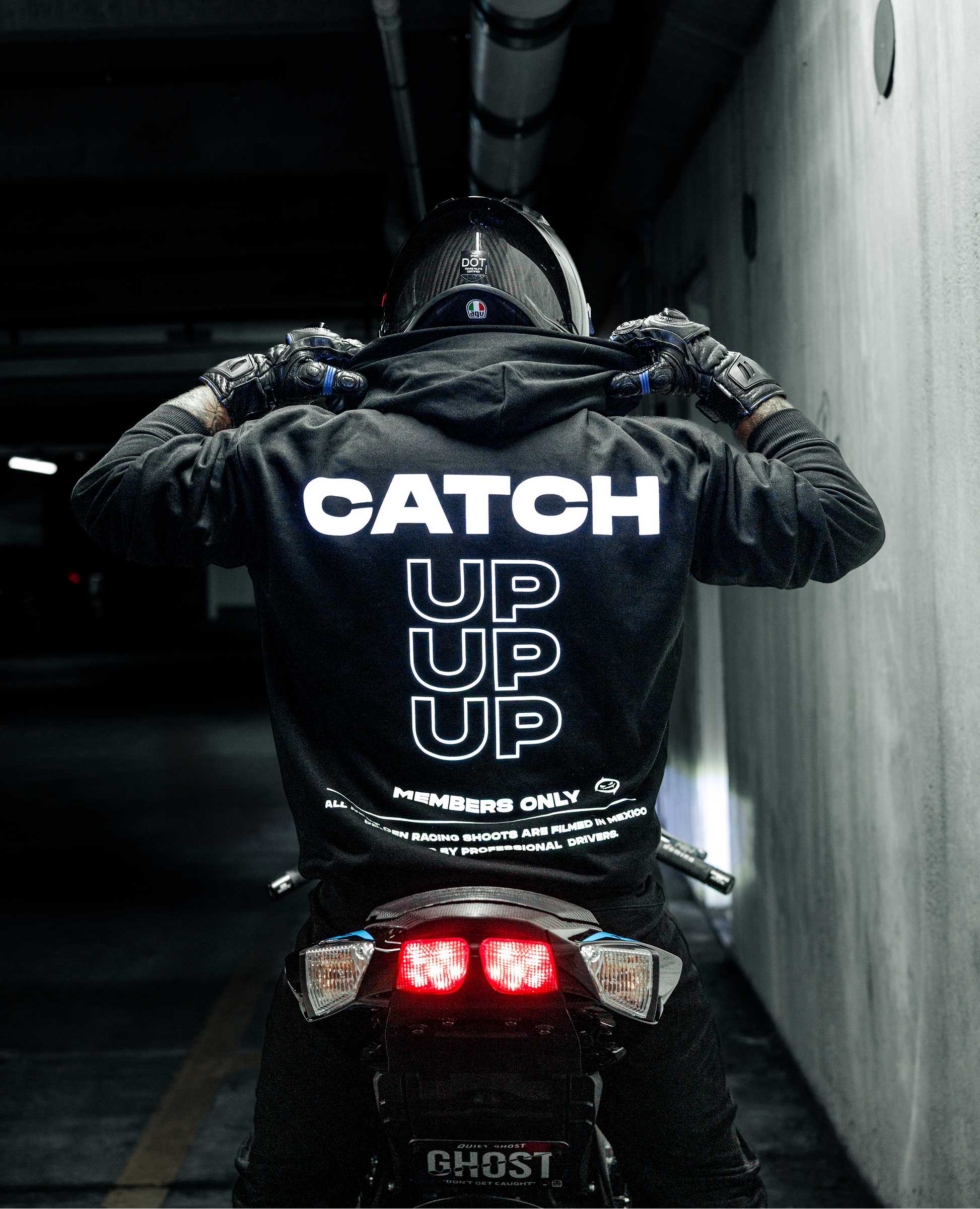 "CATCH UP" REFLECTIVE HOODIE (BLACK)
